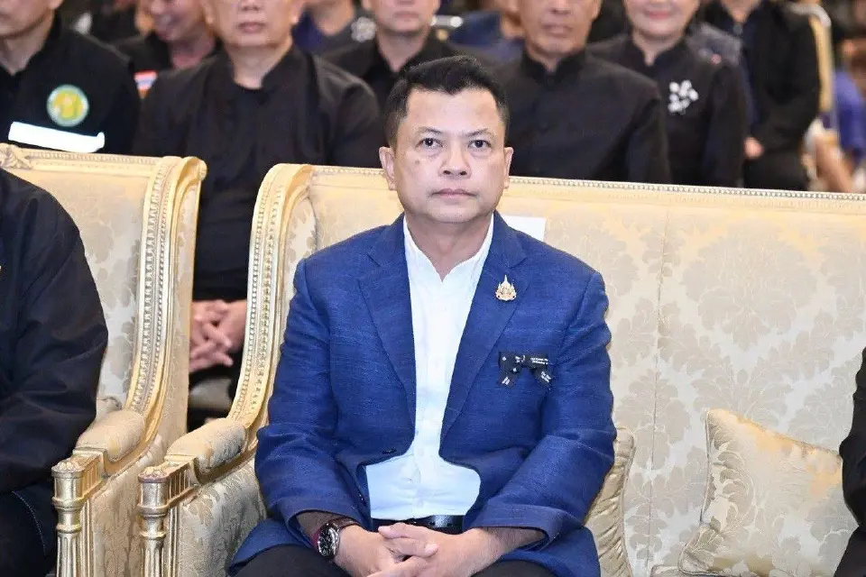นายศรัญญู พูลลาภ อธิบดีกรมหม่อนไหม ดำรงตำแหน่ง อธิบดีกรมฝนหลวงและการบินเกษตร