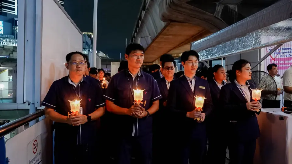 บีทีเอสจัดพิธีถวายพระพรชัยมงคล เนื่องในวันเฉลิมพระชนมพรรษา