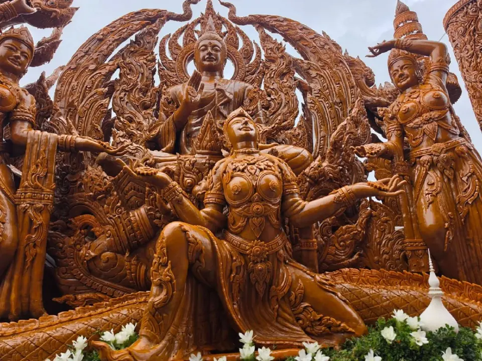 เริ่มแล้ว งานประเพณีแห่เทียนพรรษาอุบลราชธานี 2569 อลังการขบวนต้นเทียนสุดวิจิตร