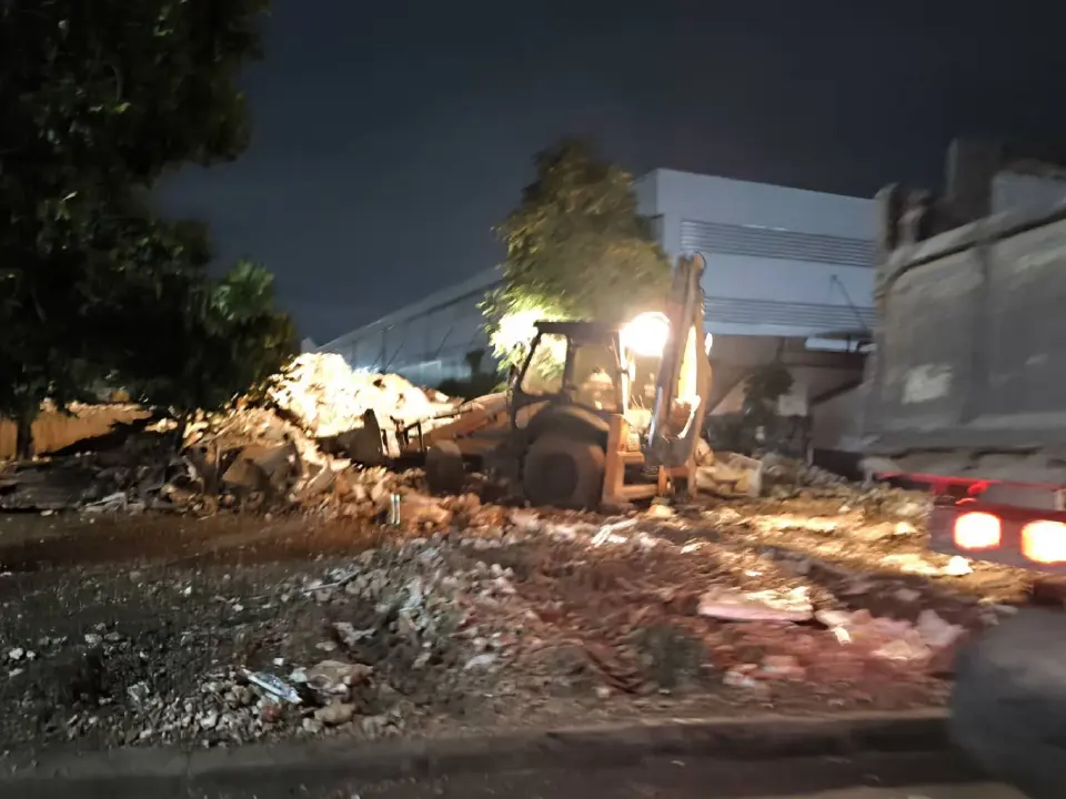 โฟมทะลักท่วมหมู่บ้านบ่อวิน สุชาติ สั่ง คพ. เร่งตรวจสอบเหตุ