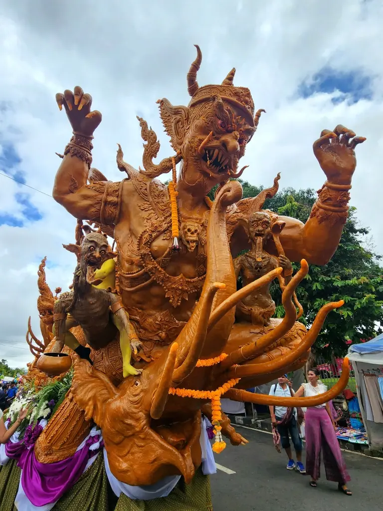 งานแห่เทียนอุบล 2569