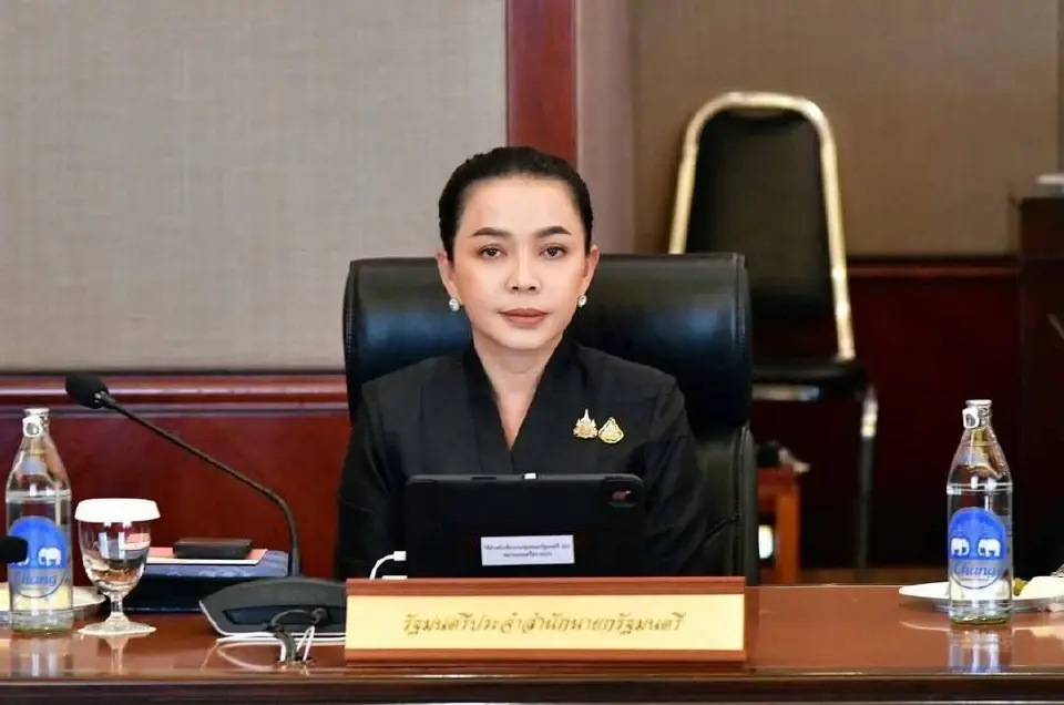 นางสุขสมรวย วันทนียกุล รัฐมนตรีประจำสำนักนายกรัฐมนตรี 