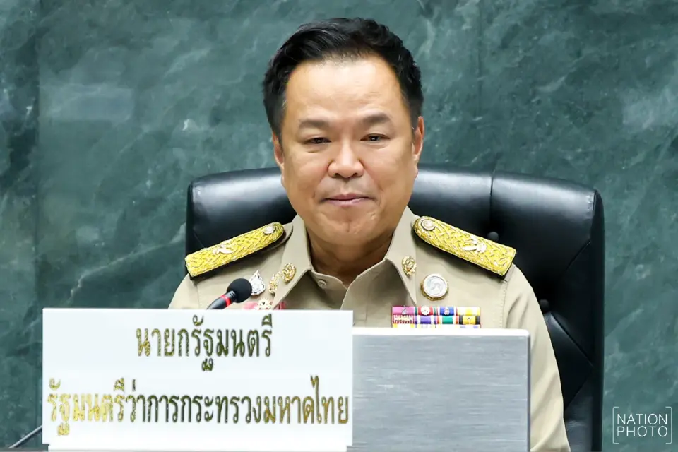 นายอนุทิน ชาญวีรกูล นายกฯและรมว.มหาดไทย เป็นประธานเปิดการประชุมสภากรุงเทพมหานคร 