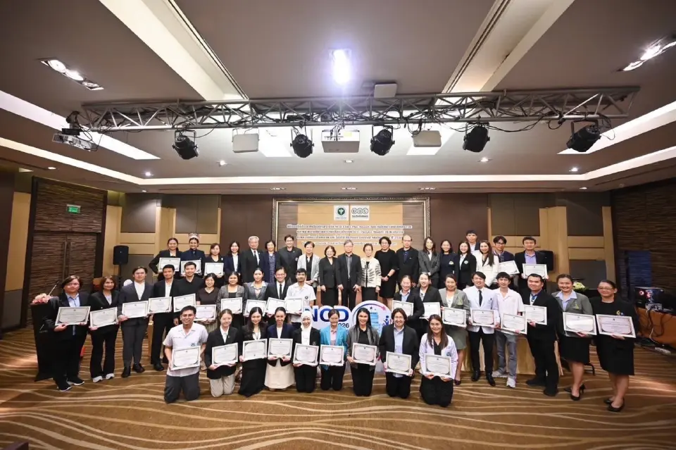 ผลงานของหน่วยงานที่ผ่านการคัดเลือกจะได้รับใบประกาศเกียรติคุณและรางวัล NCD Clinic Plus Awards