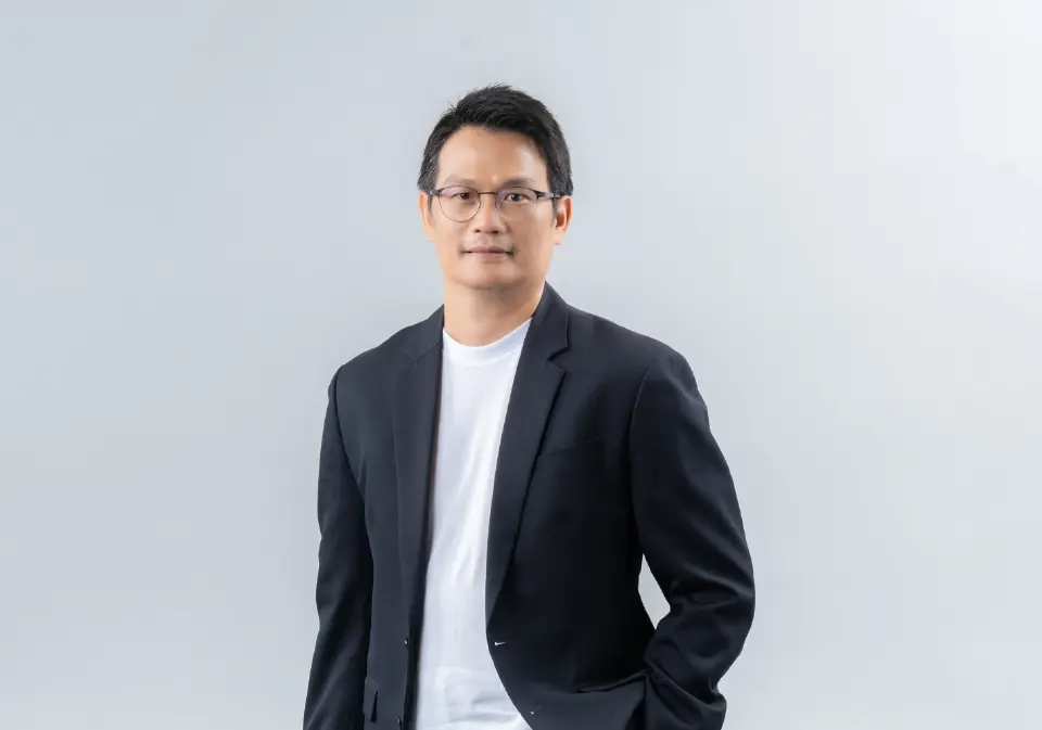 วีรวัฒน์ รัตนวราหะ ผู้ร่วมก่อตั้ง บริษัท เบดร็อค อนาไลติกส์ จำกัด หรือ Bedrock Analytics