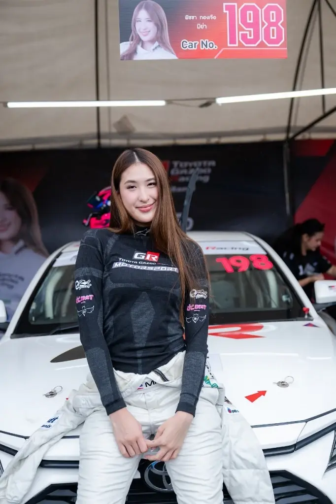 นักแข่งสาวจาก Toyota Racing Star Team “พิชชา มิย่า ทองเจือ”