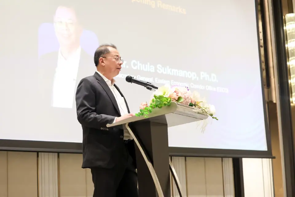 ดร.จุฬา สุขมานพ เลขาธิการ สำนักงานคณะกรรมการนโยบายเขตพัฒนาพิเศษภาคตะวันออก (สกพอ.) หรือ EECO 