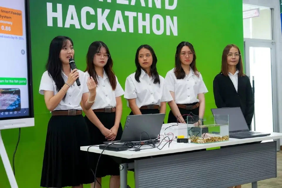 AIS ชวนนศ.ทั่วประเทศ ร่วม Hackathon ยุค AI พลิกอนาคตเรียนรู้ไทย ชิงเงินแสน