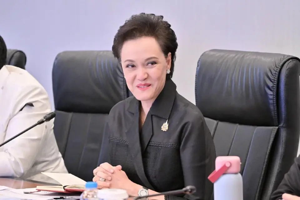 ศุภจี สุธรรมพันธุ์ รองนายกรัฐมนตรีและรัฐมนตรีว่าการกระทรวงพาณิชย์ ในฐานะรองนายกรัฐมนตรีที่กำกับดูแลงานด้านการท่องเที่ยว
