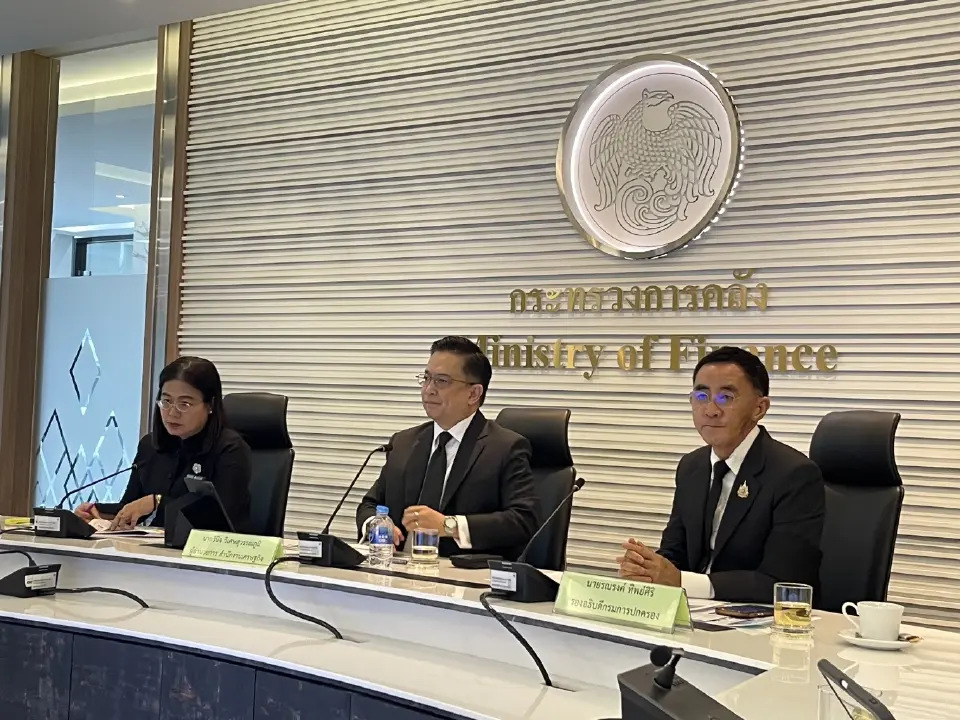 แถลงข่าวหลังการประชุมคณะกรรมการประชารัฐสวัสดิการเพื่อเศรษฐกิจฐานรากและสังคม