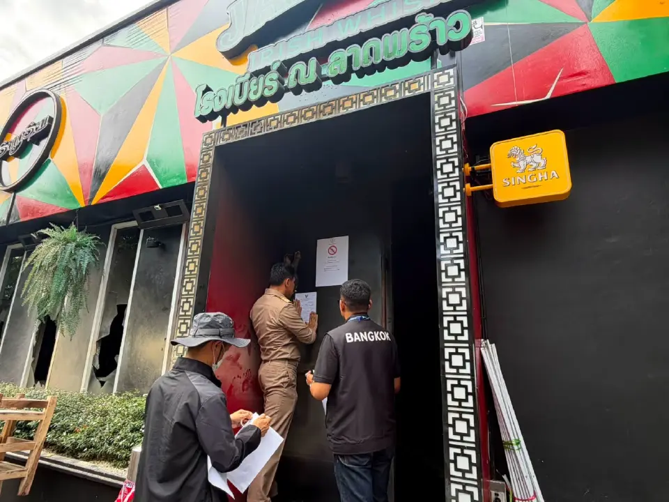 ไฟไหม้โรงเบียร์ลาดพร้าว ล่าสุดเขตจตุจักร ปิดคำสั่งห้ามใข้อาคาร 30 วัน