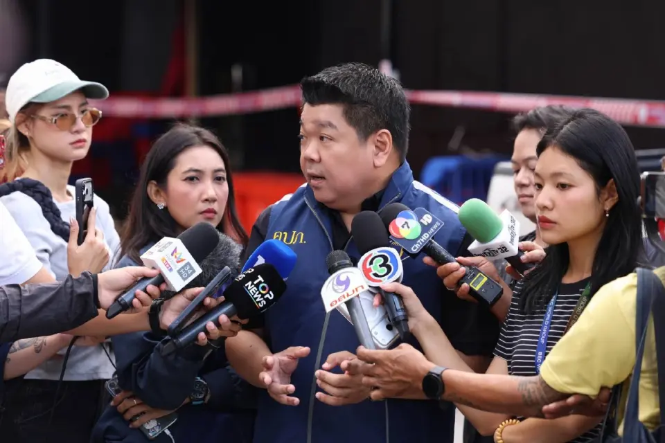 นายอดิศร พิพัฒน์วรพงศ์ รองเลขาธิการ สำนักงานคณะกรรมการกำกับและส่งเสริมการประกอบธุรกิจประกันภัย (คปภ.) 