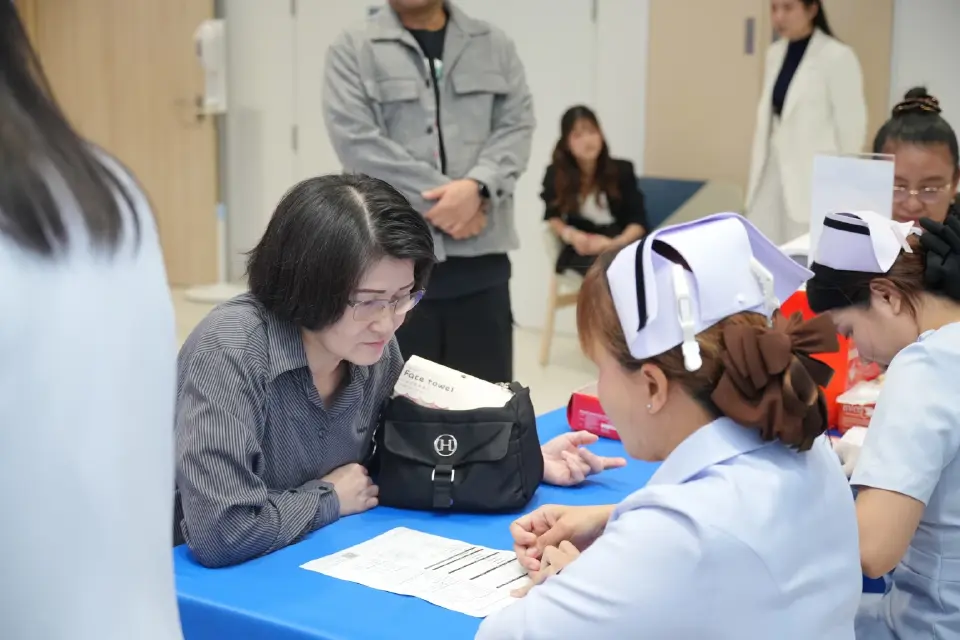 รพ.วิมุต จัดกิจกรรมเนื่องใน “วันตับอักเสบโลก”   28 กรกฎาคมทุกปี อบรมสร้างความรู้ความเข้าใจ ภายใต้หัวข้อ “ไวรัสตับ และไขมันเกาะตับ รู้ทันภัยเงียบ รักษาที่ต้นเหตุ และสูตรอาหารกู้คืนตับแข็งแรง”