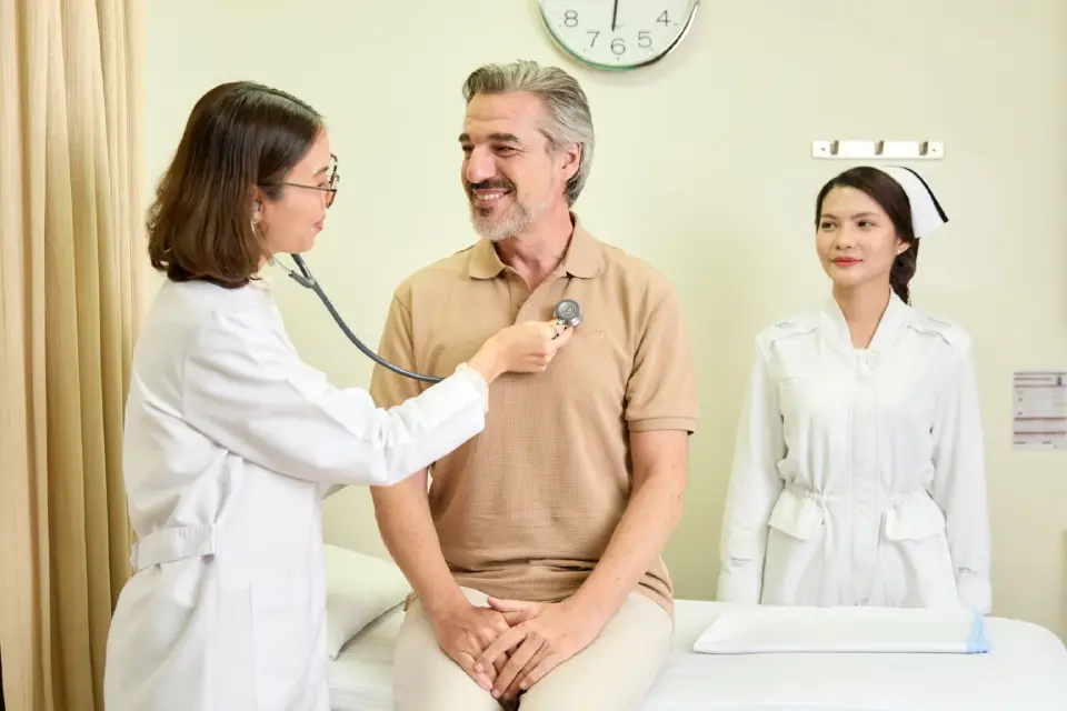 การดูแลสุขภาพแบบองค์รวมสำหรับผู้ชายวัย 40 อัพ ถือเป็นสิ่งสำคัญ 