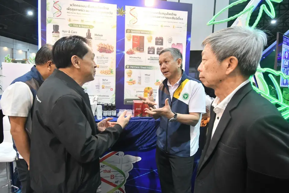 อธิบดีกรมแพทย์แผนไทย ลงพื้นที่เยี่ยมชมบูธนวัตกรรมนาโนสมุนไพรไทย ในงาน Thailand Herbal EXPO 2026 หนุนวิจัยพัฒนาสมุนไพรไทยสู่อุตสาหกรรมระดับสากล