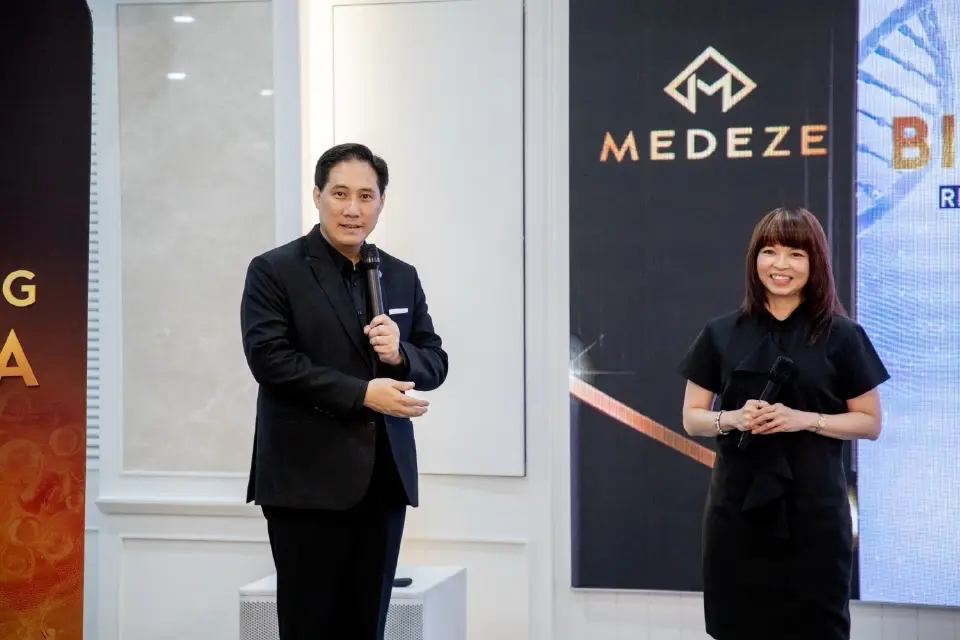 นพ.วีรพล เขมะรังสรรค์ ประธานเจ้าหน้าที่บริหาร (CEO) บริษัท เมดีซ กรุ๊ป จำกัด (มหาชน) และบริษัทย่อย และ ศาสตราจารย์ ดร.อลิสา วังใน คณะศูนย์เชี่ยวชาญด้านตัวเร่งชีวภาพและเทคโนโลยีชีวภาพยั่งยืน คณะวิทยาศาสตร์ จุฬาลงกรณ์มหาวิทยาลัย 