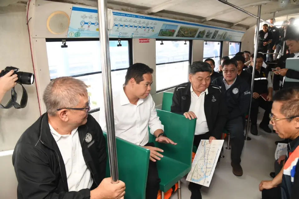 สรรเพชญ บุญญามณี รมช.คมนาคม ลงพื้นที่สำรวจเส้นทางคลองภาษีเจริญ แก้ลดรถติด เชื่อมราง-เรือ หนุนท่องเที่ยว