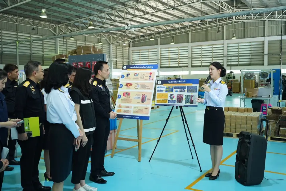 ศุลกากร ยึดสินค้าจีน 100 ล้านบาท สวมสิทธิ์ Made in Thailand