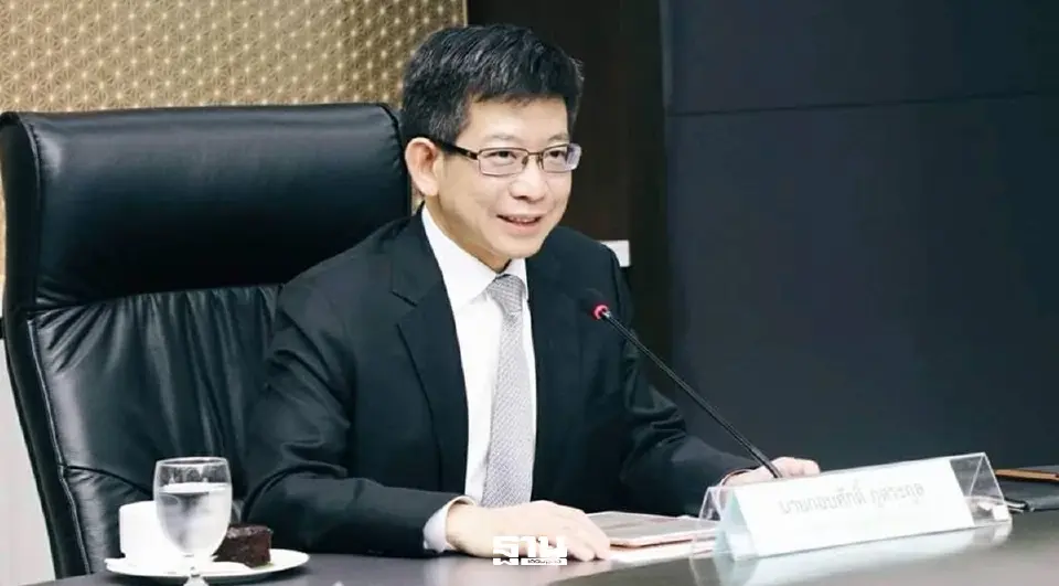 ดร.กอบศักดิ์ ภูตระกูล ประธาน ที่ประชุมหารือเร่งด่วนขับเคลื่อนเศรษฐกิจชุมชนและช่วยเหลือ SME