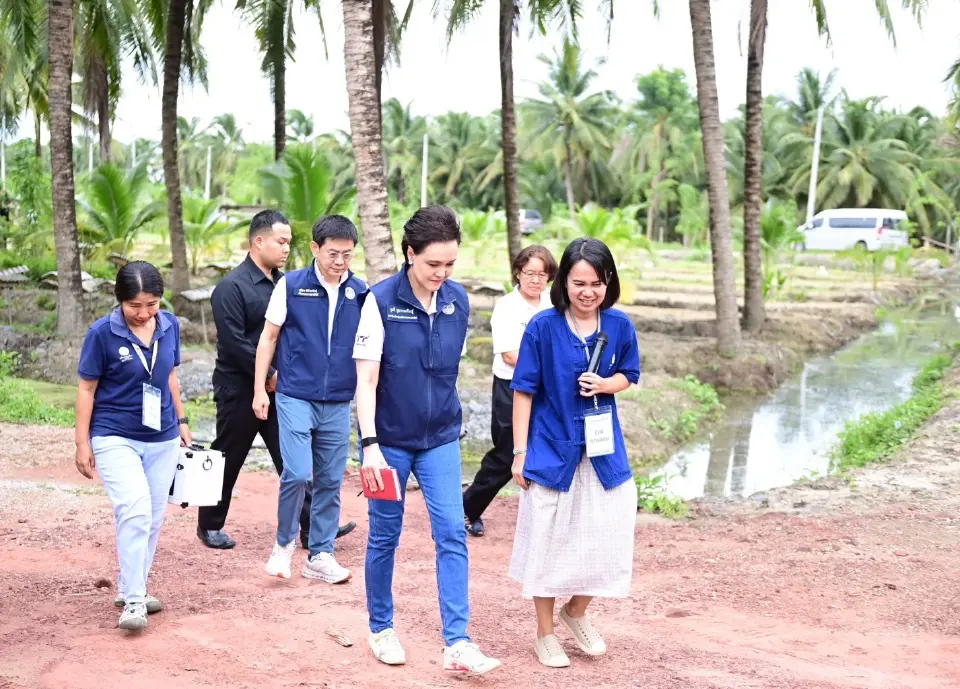 นางศุภจี สุธรรมพันธุ์ รองนายกรัฐมนตรี และรัฐมนตรีว่าการกระทรวงพาณิชย์