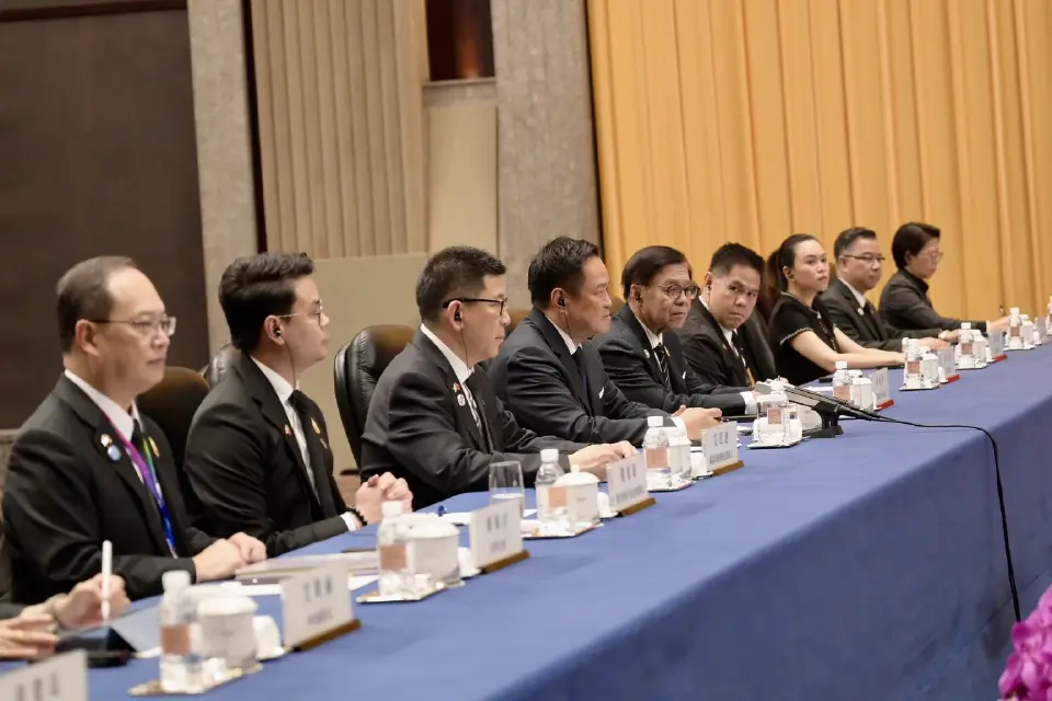 คณะตัวแทนไทยฟังบรรยายยุทธศาสตร์ความร่วมมือด้านเศรษฐกิจ โครงสร้างพื้นฐาน และกลไก 2+2
