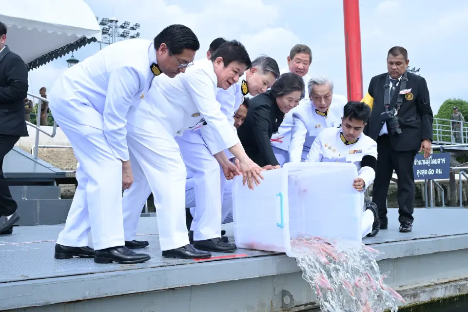 มูลนิธิป่อเต็กตึ๊งจัดพิธีกงเต๊กน้อมอุทิศถวายพระบรมศพสมเด็จพระนางเจ้าสิริกิติ์ฯ