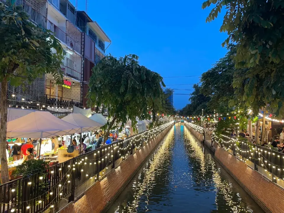 ถนนคนเดินสองฝั่งคลองโอ่งอ่าง ตั้งแต่วันที่ 18-31 ก.ค. 69 ระหว่างเวลา 09.00-21.30 น