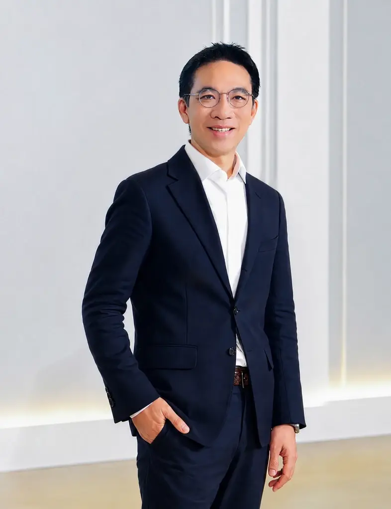 ชนวัฒน์ เอื้อวัฒนะสกุล นายกสมาคมศูนย์การค้าไทย และกรรมการผู้จัดการใหญ่ บริษัท เซ็นทรัลพัฒนา จำกัด (มหาชน) 
