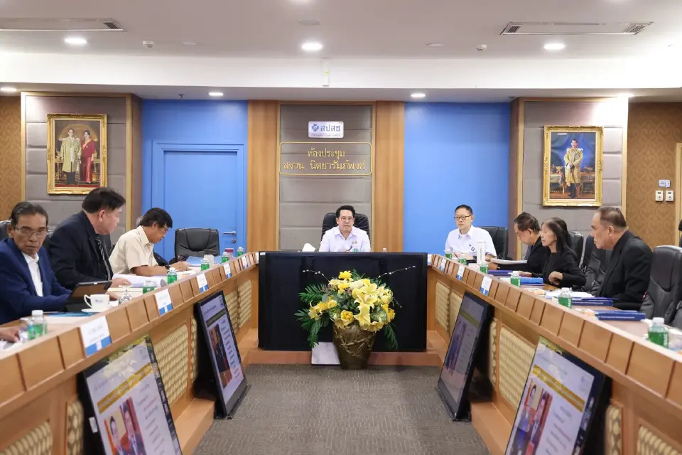 นายพัฒนา พร้อมพัฒน์ รมว.สาธารณสุข เป็นประธานการประชุม บอร์ด สปสช.