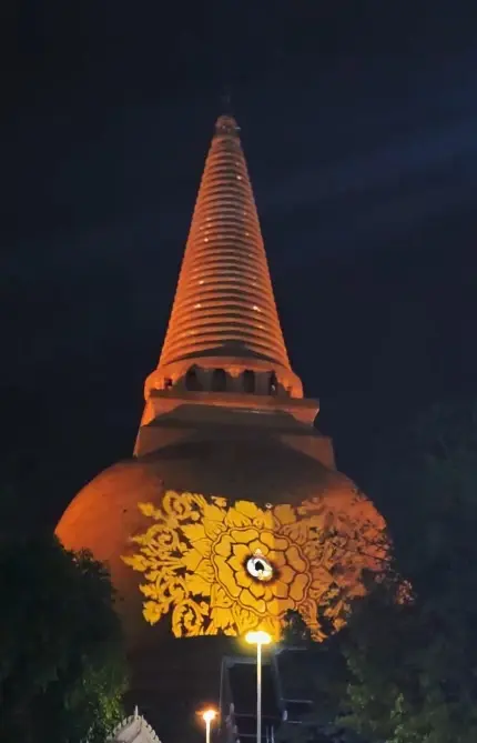 ครั้งแรก! มิติใหม่แห่งแสงสี Projection Mapping บนพื้นผิวองค์พระปฐมเจดีย์
