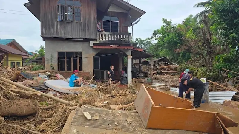 น้ำท่วมจ.น่าน คลี่คลาย ปภ.สั่งเฝ้าระวังฝนตกหนัก–มวลน้ำเหนือ