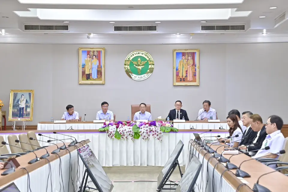 สาธารณสุข แถลงข่าวความคืบหน้าการตรวจสอบกรณีข้อมูลผู้ป่วยในระบบ "หมอพร้อม" 