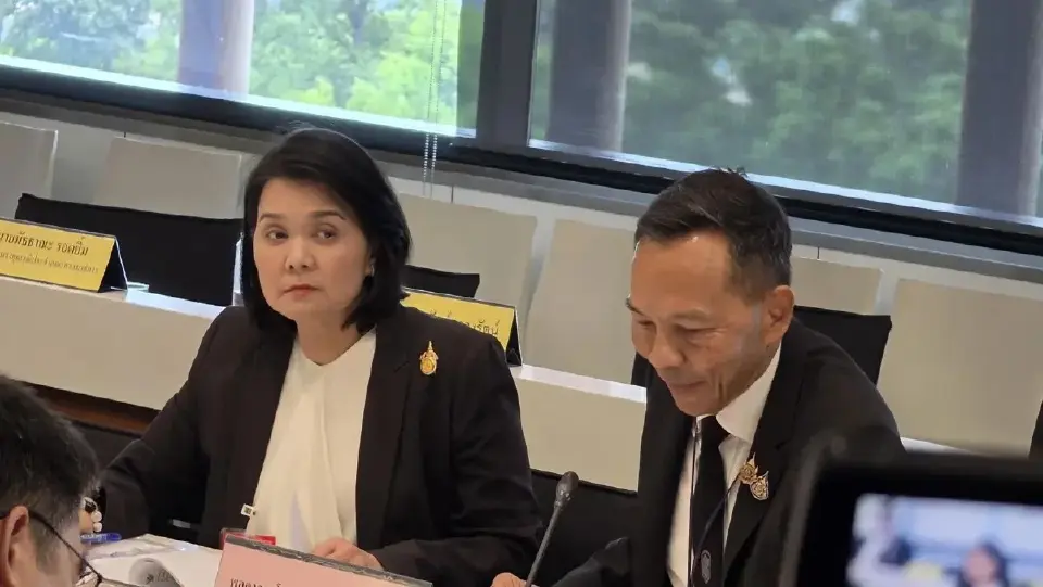 พิรงรอง รามสูต - พลอากาศโท ธนพันธุ์ หร่ายเจริญ
