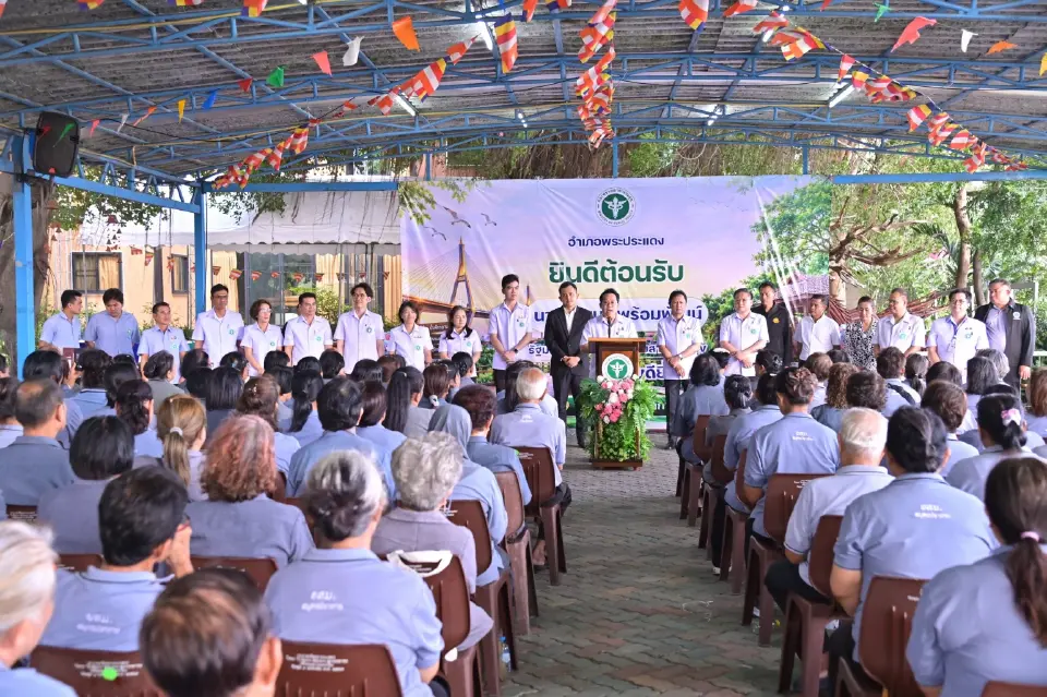 นายพัฒนา พร้อมพัฒน์ รมว.สาธารณสุข ลงพื้นที่จังหวัดสมุทรปราการ ขับเคลื่อนนโยบาย Net Zero MOPH 