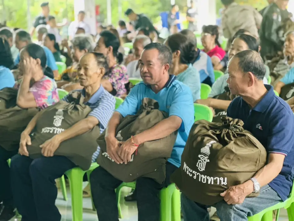 “กรมสมเด็จพระเทพฯ”พระราชทานสิ่งของช่วยเหลือนักเรียน-ผู้ประสบอุทกภัยน่าน