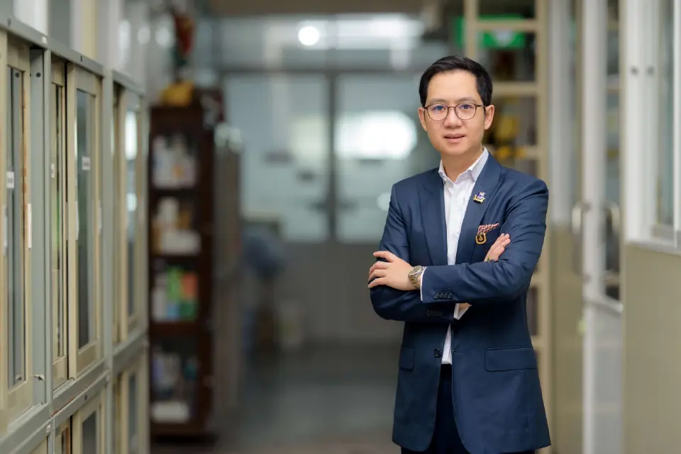 นายพิษณุ แดงประเสริฐ ประธานบริษัท โรงงานเภสัชอุตสาหกรรม เจเอสพี (ประเทศไทย) จำกัด (มหาชน)