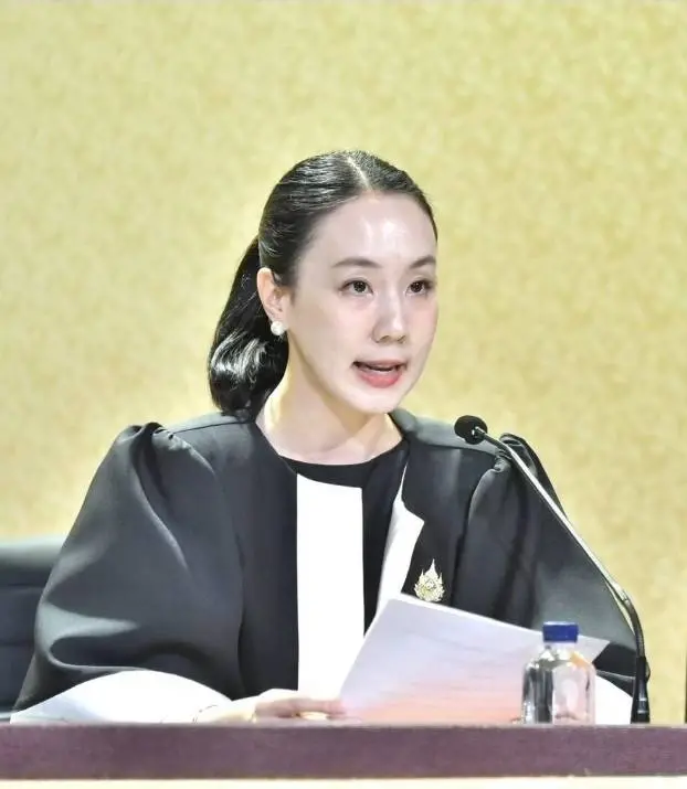 นางสาวลลิดา เพริศวิวัฒนา รองโฆษกประจำสำนักนายกรัฐมนตรี