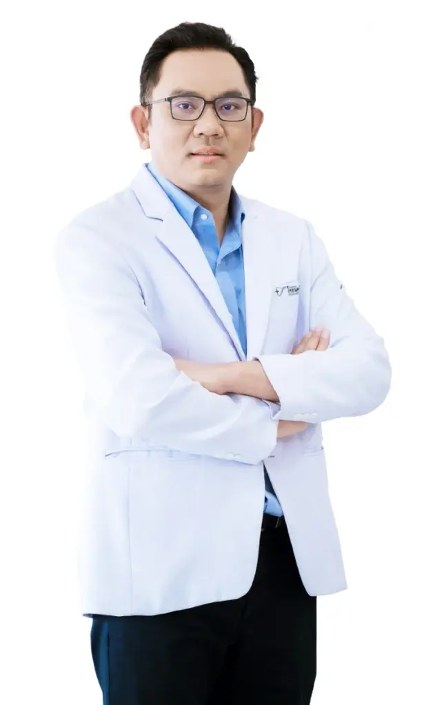รศ.นพ.ณัฐพล   อาภรณ์สุจริตกุล  ศัลยแพทย์ปลูกถ่ายอวัยวะ ศูนย์ปลูกถ่ายไต โรงพยาบาลไทยนครินทร์ 