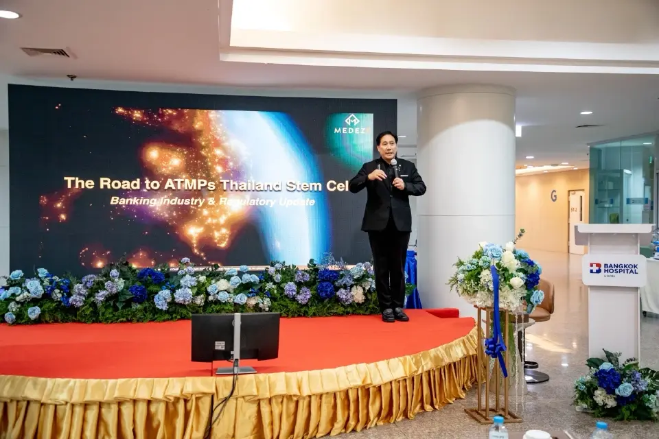 นายแพทย์วีรพล เขมะรังสรรค์ ประธานเจ้าหน้าที่บริหาร บริษัท เมดีซ กรุ๊ป จำกัด (มหาชน) หรือ MEDEZE 