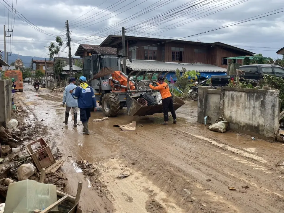 รัฐบาลเร่งฟื้นฟูน้ำท่วมน่าน