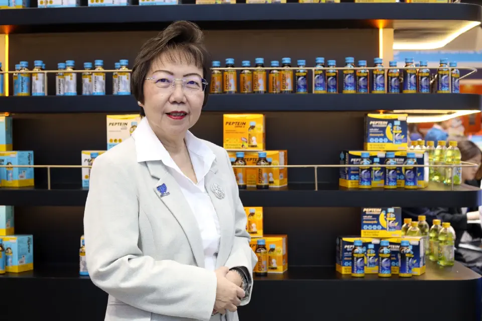 มุกดา ไพรัชเวทย์ Chief Executive Officer บริษัท โอสถสภา จำกัด (มหาชน) 
