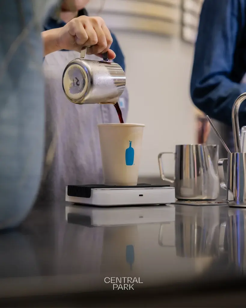 รู้จัก Blue Bottle กาแฟขวดฟ้าจากสหรัฐฯ ปักหมุด เซ็นทรัล พาร์ค ชิงตลาด 3 หมื่นล้าน
