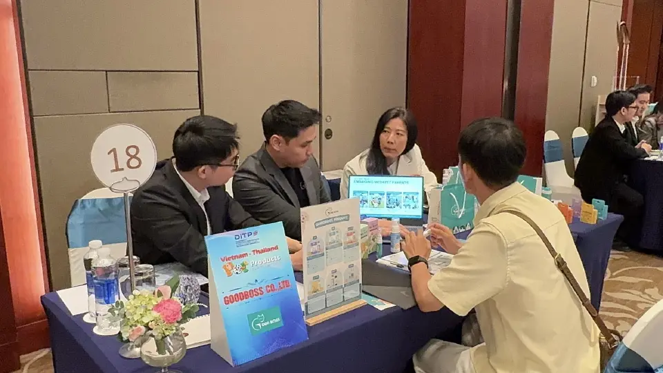 บรรยากาศการจับคู่เจรจาการค้า (B2B Matching) นักธุรกิจไทย-เวียดนาม