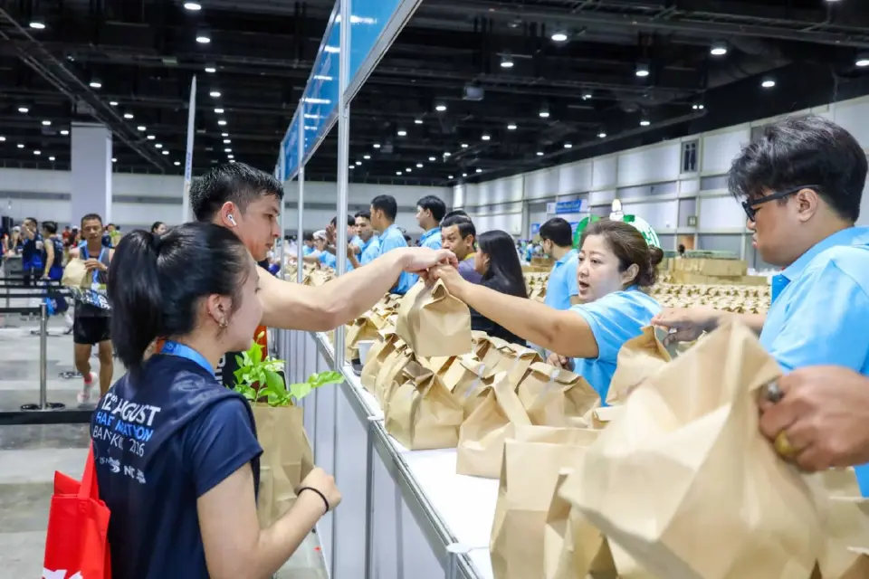 โชว์เคส 12 สิงหา ฮาล์ฟ มาราธอน ครั้งแรก รักษ์โลกทุกก้าว แบบ Carbon Neutral Event