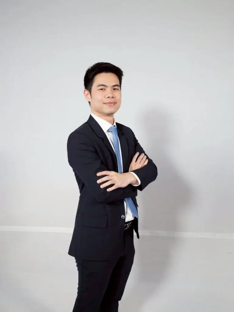 นายพิริยพล คงวาณิช ผู้อำนวยการฝ่ายวิเคราะห์การลงทุนเพื่อบริหารความมั่งคั่ง บริษัทหลักทรัพย์ บัวหลวง จำกัด (มหาชน) หรือ BLS ประเมินทิศทางตลาดหุ้นไทยในช่วง 5 เดือนหลังของปี 2569