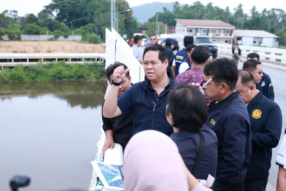สรรเพชญ บุญญามณี รัฐมนตรีช่วยว่าการกระทรวงคมนาคม