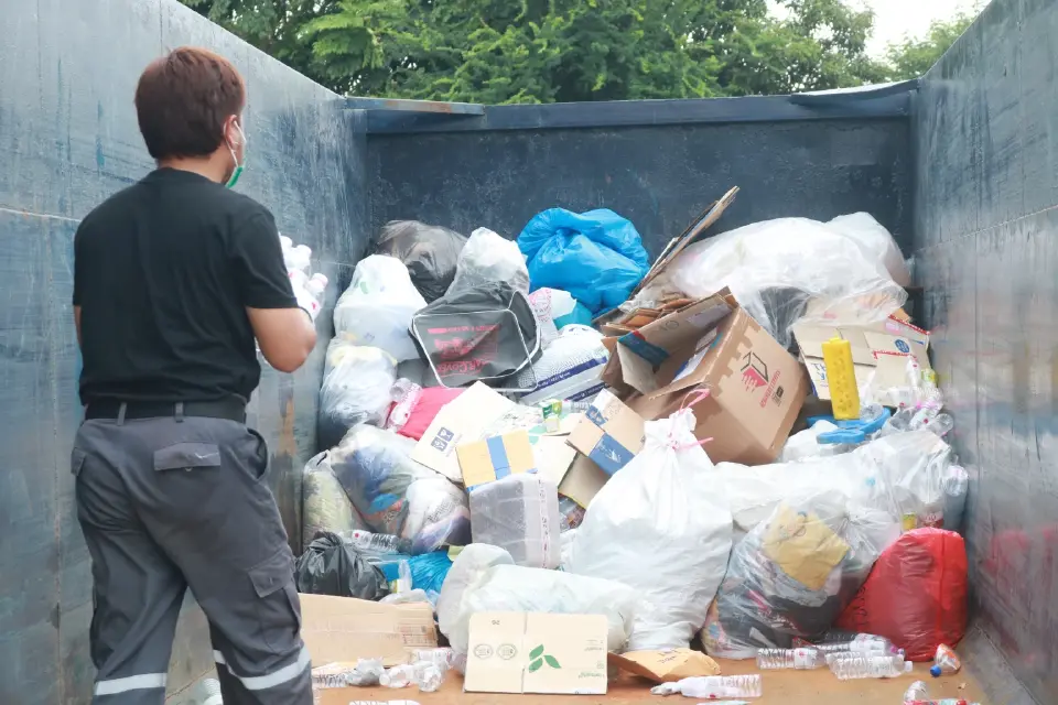ETC ผนึก BWG เดินหน้า “ธนาคารอิ่มสุข” เปลี่ยนขยะเป็นประโยชน์