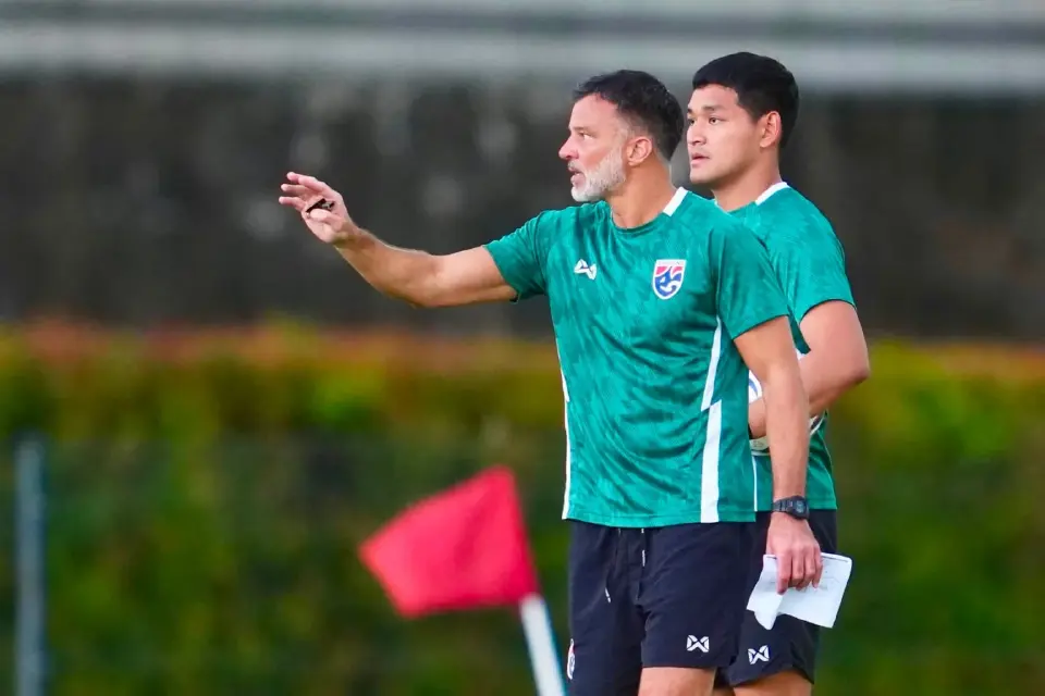 แอนโธนี ฮัดสัน หัวหน้าผู้ฝึกสอนทีมชาติไทย
