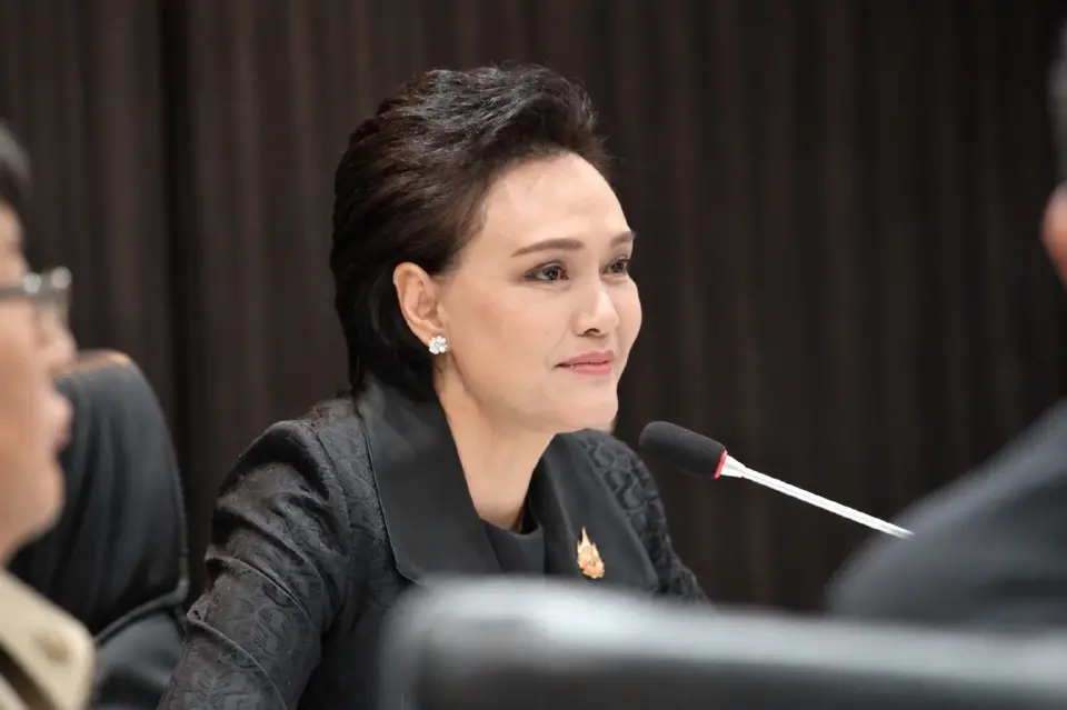 นางศุภจี สุธรรมพันธุ์ รองนายกรัฐมนตรีและรัฐมนตรีว่าการกระทรวงพาณิชย์ ในฐานะประธานคณะกรรมการนโยบายและบริหารจัดการข้าวโพดเลี้ยงสัตว์ (นบขพ.)