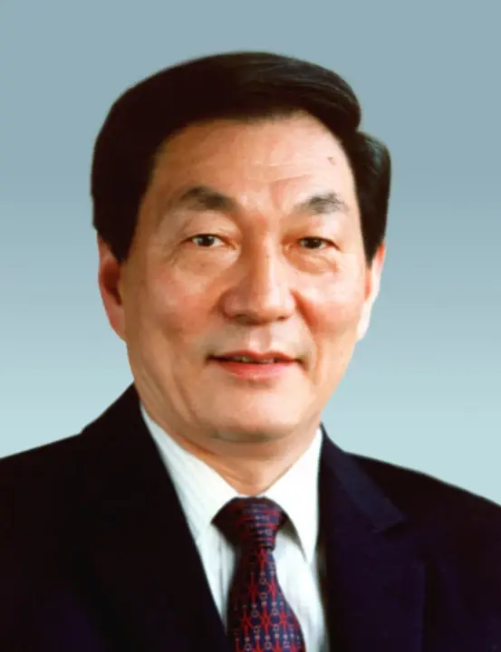 จูหรงจี อดีตนายกรัฐมนตรีจีน 